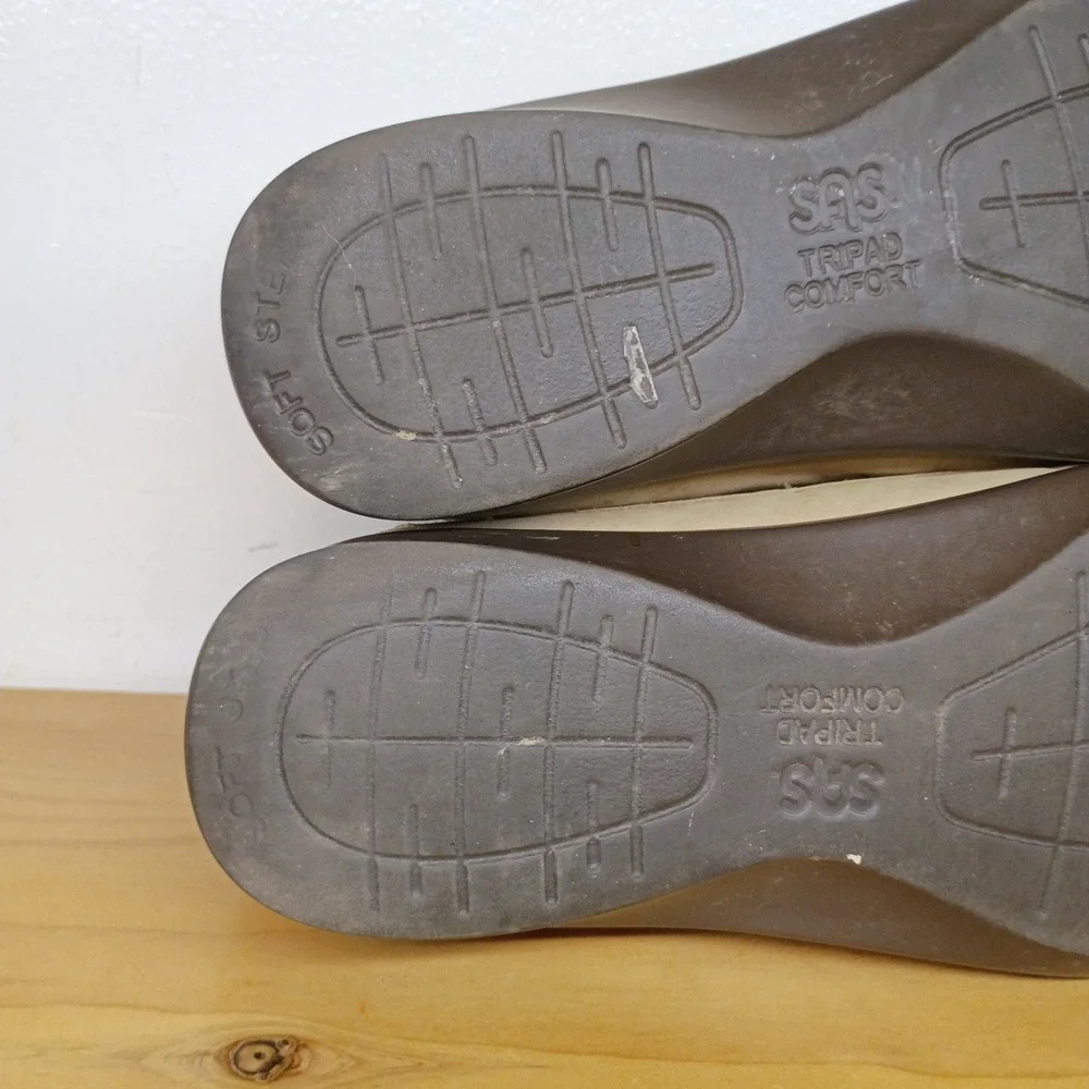 SAS Tripad Comfort Roamer Tan Taupe Nubuck Leather Shoes Size 6.5 Wide